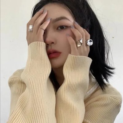 如蝶翩翩